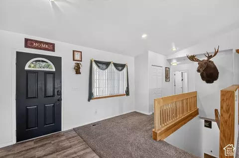 Entry Way - 170 E 400 N, Mount Pleasant, UT 84647 photo 1 of 3