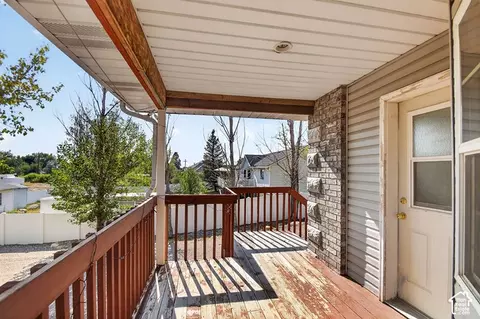 Exterior - 170 E 400 N, Mount Pleasant, UT 84647 photo 7 of 9