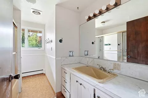 Bath - 31 N 200 W, Mendon, UT 84325 photo 3 of 5