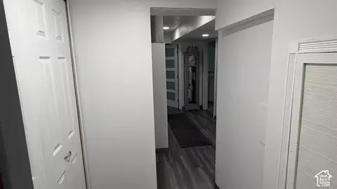 Entry Way - 517 E 1400 N, Centerville, UT 84014 photo 1 of 1