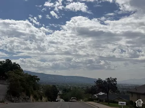 View/Area - 517 E 1400 N, Centerville, UT 84014 photo 1 of 2