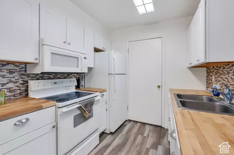 Kitchen - 1206 E Waterside Cv #32, Midvale, UT 84047 photo 1 of 2