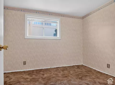 Bedroom - 712 E Arrowhead Ln, Murray, UT 84107 photo 1 of 4