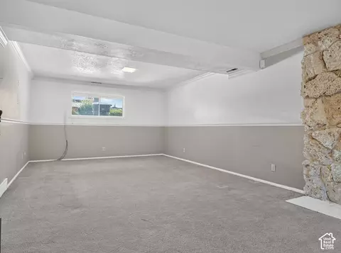 Living - 712 E Arrowhead Ln, Murray, UT 84107 photo 3 of 7