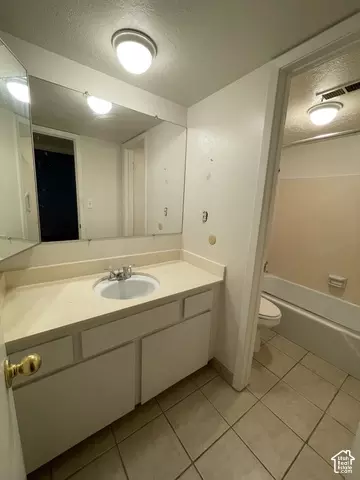 Bath - 5450 S Willow Ln #D, Murray, UT 84107 photo 1 of 2
