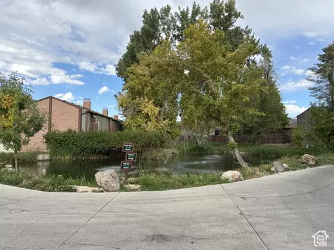 Exterior - 5450 S Willow Ln #D, Murray, UT 84107 photo 2 of 7
