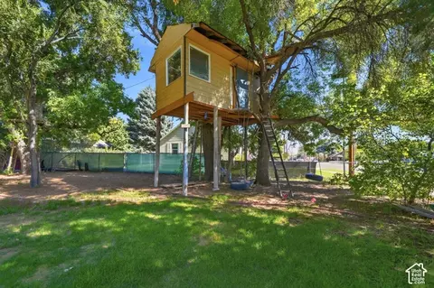 Exterior - 147 E 200 S, American Fork, UT 84003 photo 2 of 4