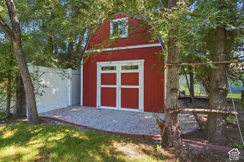 Exterior - 147 E 200 S, American Fork, UT 84003 photo 1 of 4