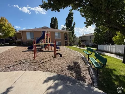 Exterior - 9476 S Hidden Point Dr W, Sandy, UT 84070 photo 3 of 6