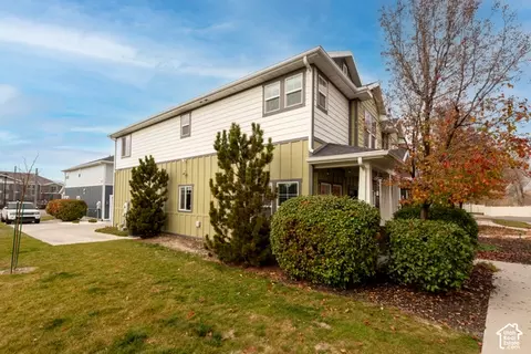 Exterior - 8272 S 180 E, Sandy, UT 84070 photo 2 of 3
