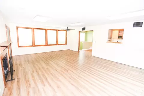 Living - 4075 S Olympic Way, Holladay, UT 84124 photo 4 of 5