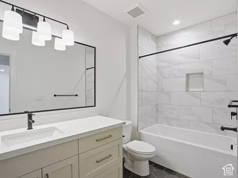 Bath - 388 E 1350 N, Orem, UT 84057 photo 4 of 7