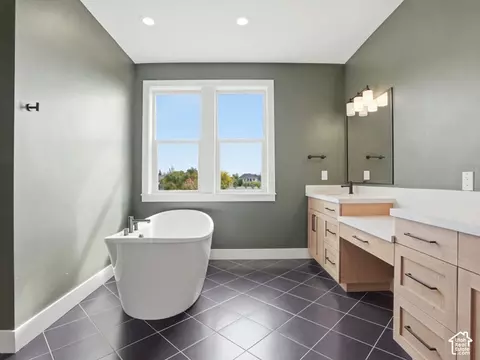Bath - 388 E 1350 N, Orem, UT 84057 photo 2 of 7