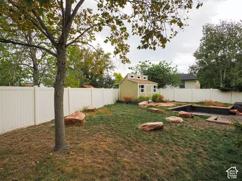 Exterior - 885 E Winter Way, Sandy, UT 84094 photo 7 of 11
