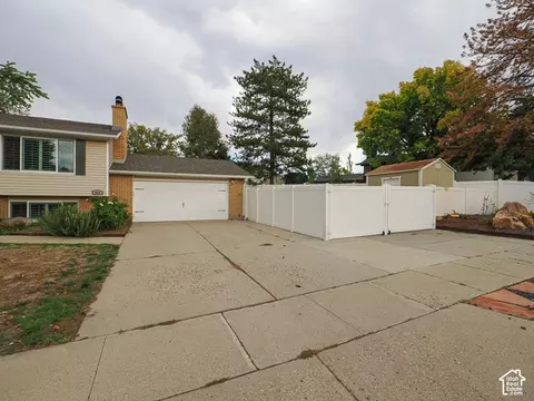Exterior - 885 E Winter Way, Sandy, UT 84094 photo 2 of 11