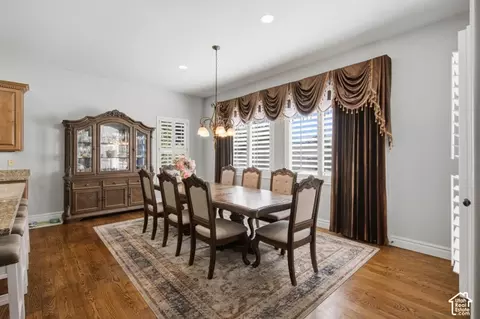 Dining - 330 E 1250 N, Orem, UT 84057 photo 1 of 3