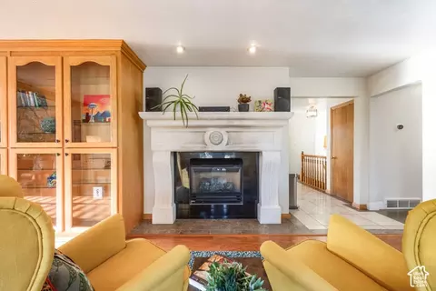 Living - 3000 E Morgan Dr S, Holladay, UT 84124 photo 4 of 5