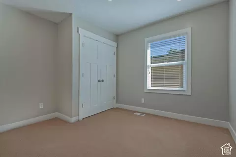 Bedroom - 3043 E Morningside Dr, Holladay, UT 84124 photo 2 of 4