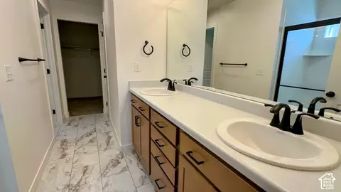 Bath - 1232 E 1475 N #515, Payson, UT 84651 photo 2 of 4