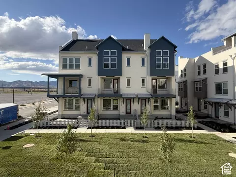 11025 S Freestone Dr W #123, South Jordan, UT 84009