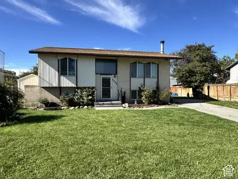 6498 S Scranton Dr, West Jordan, UT 84084