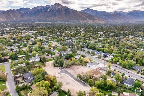 1787 E Honey Hollow Ln, Salt Lake City, UT 84106