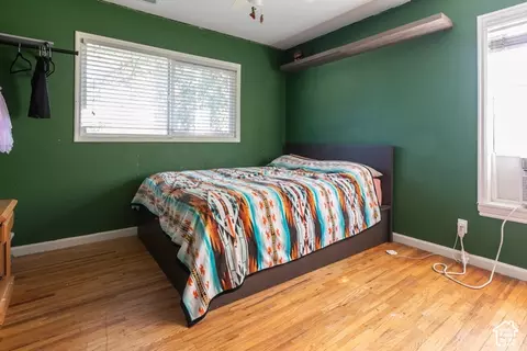 Bedroom - 5362 S Alpine Dr E, Murray, UT 84107 photo 1 of 5