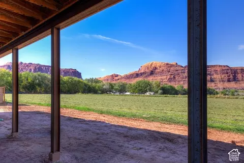 Exterior - 719 N Palisade Dr, Moab, UT 84532 photo 6 of 13