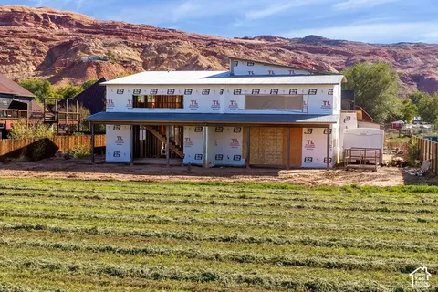 Exterior - 719 N Palisade Dr, Moab, UT 84532 photo 12 of 13
