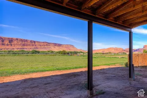 Exterior - 719 N Palisade Dr, Moab, UT 84532 photo 4 of 13