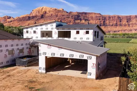 Exterior - 719 N Palisade Dr, Moab, UT 84532 photo 8 of 13