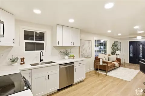 Kitchen - 783 E Springview Dr, Millcreek, UT 84106 photo 3 of 3