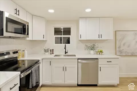 Kitchen - 783 E Springview Dr, Millcreek, UT 84106 photo 2 of 3