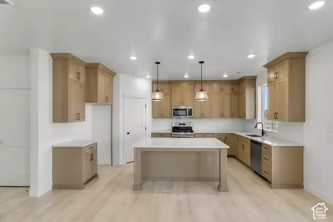 Kitchen - 1660 W Rivergate Dr, Logan, UT 84321 photo 3 of 4