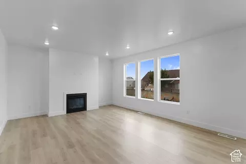 Living - 1754 W Rivergate Dr, Logan, UT 84321 photo 2 of 4