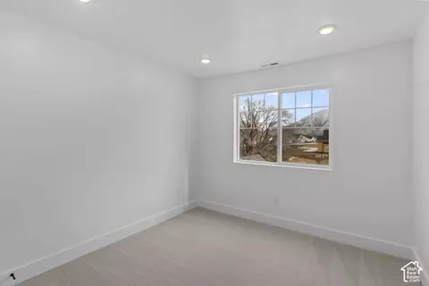 Bedroom - 1754 W Rivergate Dr, Logan, UT 84321 photo 3 of 8