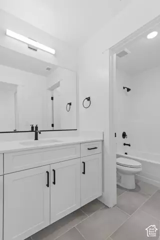 Bath - 1754 W Rivergate Dr, Logan, UT 84321 photo 1 of 3