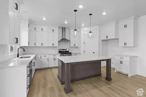 Kitchen - 1754 W Rivergate Dr, Logan, UT 84321 photo 3 of 4