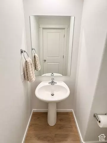 Bath - 1711 E Fall St #173, Eagle Mountain, UT 84005 photo 3 of 4