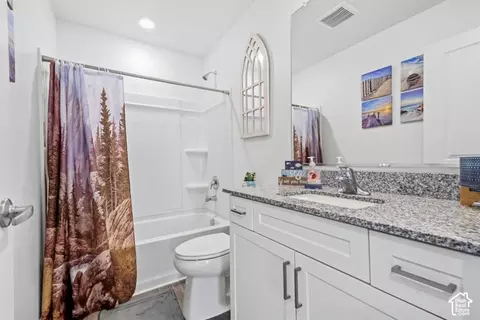 Bath - 7269 N Escalante Dr, Eagle Mountain, UT 84005 photo 3 of 3