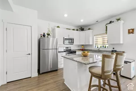 Kitchen - 7269 N Escalante Dr, Eagle Mountain, UT 84005 photo 1 of 3