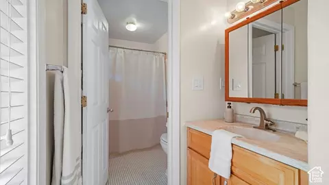 Bath - 403 E 426 N, Alpine, UT 84004 photo 2 of 3