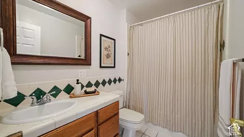Bath - 403 E 426 N, Alpine, UT 84004 photo 1 of 3