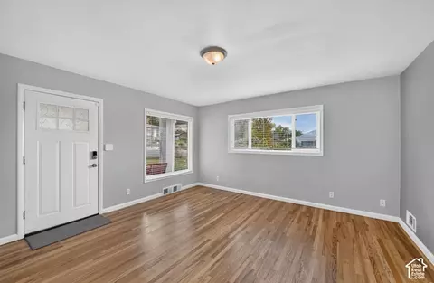 Living - 3158 S 650 W, Bountiful, UT 84010 photo 2 of 4
