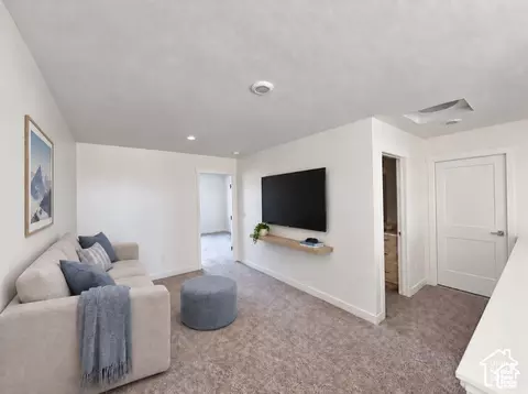 Entry Way - 1067 N Summit View Dr, Harrisville, UT 84404 photo 1 of 1