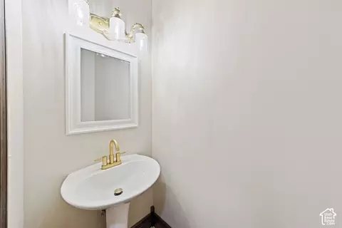 Bath - 3674 W 2000 N, West Point, UT 84015 photo 1 of 5