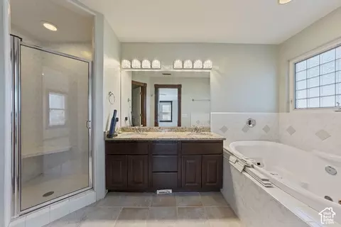Bath - 3674 W 2000 N, West Point, UT 84015 photo 2 of 5
