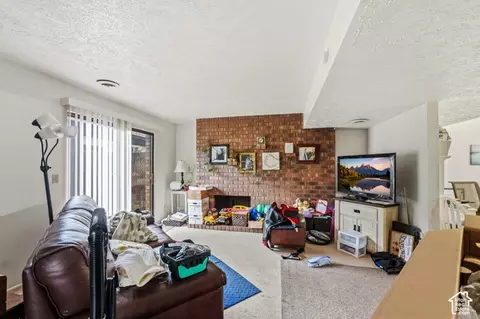 Living - 3602 S 2300 E, Millcreek, UT 84109 photo 1 of 2