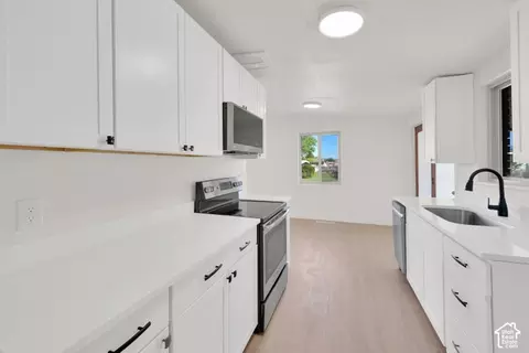 Kitchen - 2483 W 4975 St S, Roy, UT 84067 photo 1 of 2