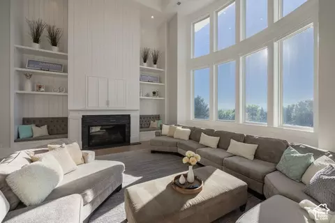 Living - 1354 S 800 E, Mapleton, UT 84664 photo 2 of 8